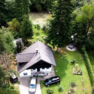 River House Hrib Ferienhaus