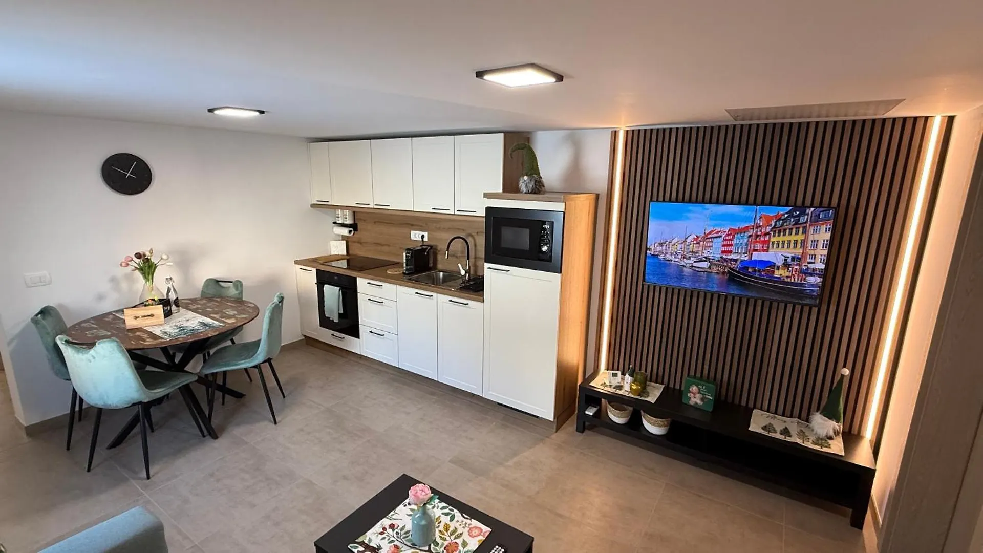 Slosarjeva Hisa Preddvor Apartment
